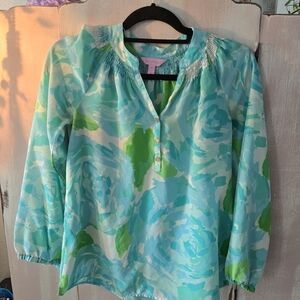 Early Spring Cleaning Sale. Lilly Pulitzer Blue and Green Floral Blouse
